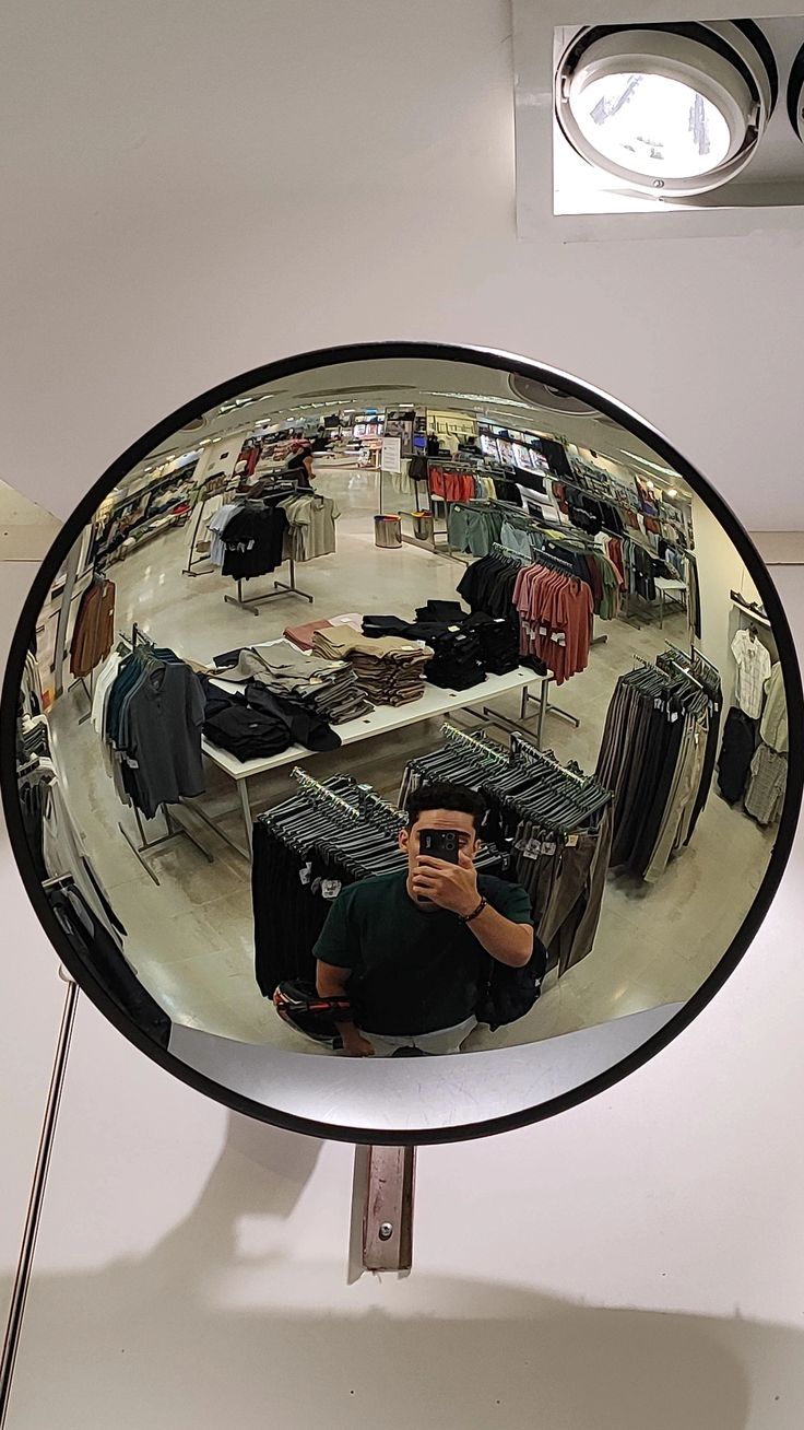 Convex Mirror